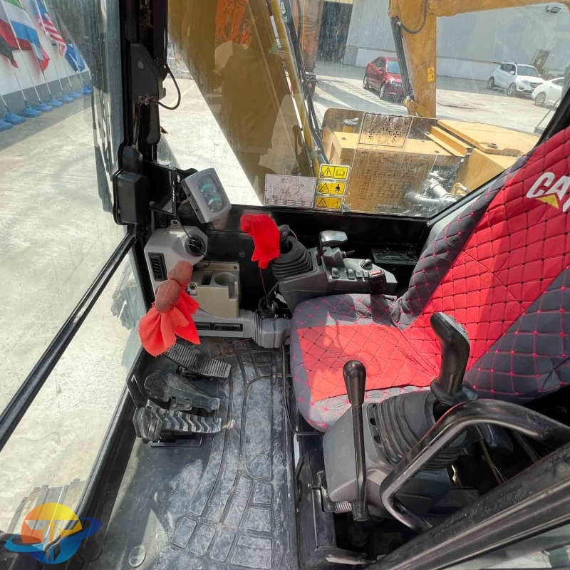 Original second-hand high-quality machinery Caterpillar CAT307 excavator for sale at a favorable price and high cost performance. Highly recommended