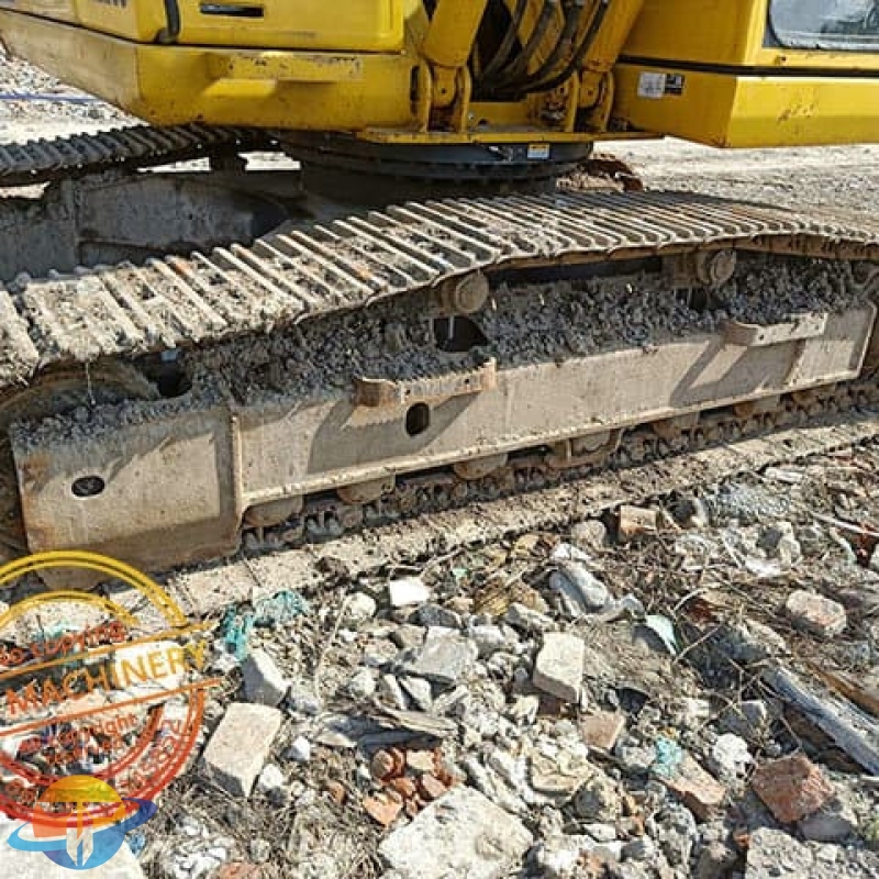 Second-hand excavator original Japanese Komatsu PC200-8M0 Excavator spot low price