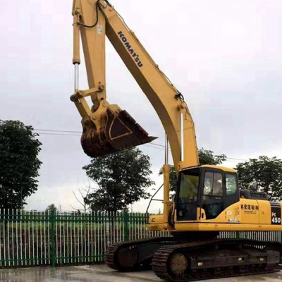 Used Komatsu PC450-7 excavator good quality product less working time