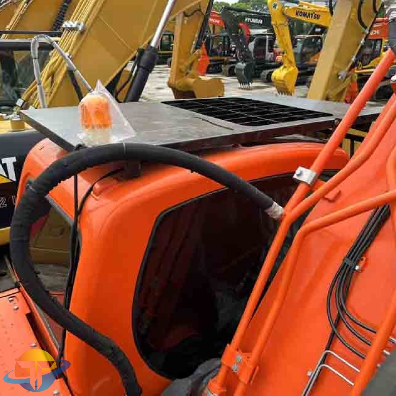 Used Doosan DX340LC-9C excavator durable high quality with core engine low price