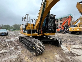Caterpillar CAT320D2L excavator