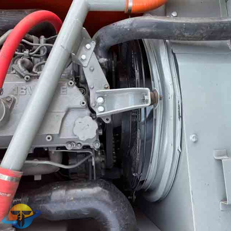 Original used Hitachi 200 excavator, high-quality earthmoving machinery for sale.