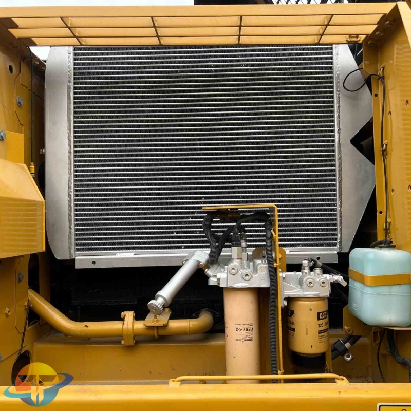 HOT SALE Used Caterpillar CAT329D2L Crawler Excavator  Good Condition Essential CAT Motor