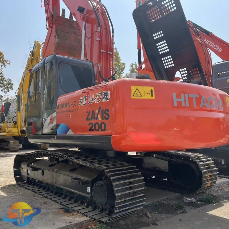 Hitachi ZX200 excavator Earthmoving machinery Used crawler excavator for sale