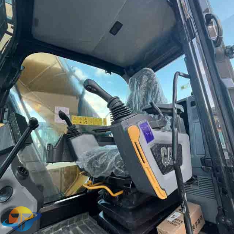 Caterpillar CAT320 high-spec used excavators have high value and high returns and are currently selling well.