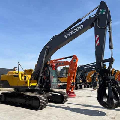 Volvo EC210 excavator