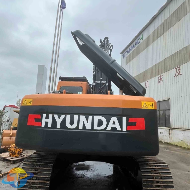 Hyundai 220LC-9C original Korean second-hand crawler excavator with good maintenance and high quality with engine, transmission and gear for sale.