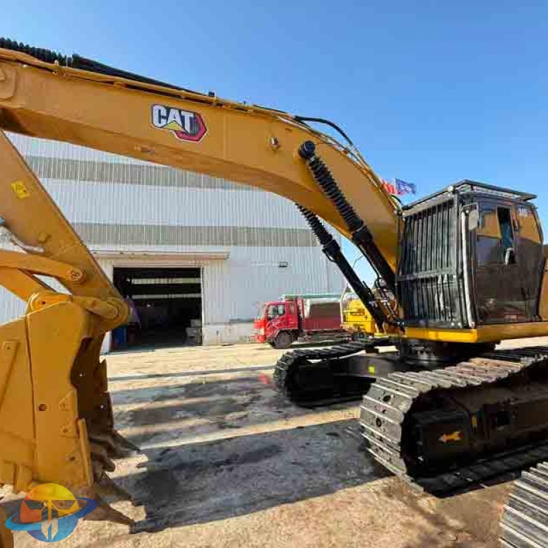 Caterpillar CAT345GC excavator, heavy-duty mining and engineering machinery, top-quality used excavator.