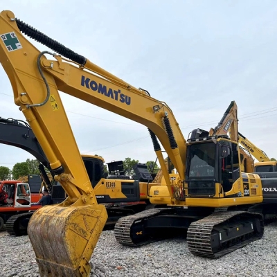 Komatsu PC220-8 excavator