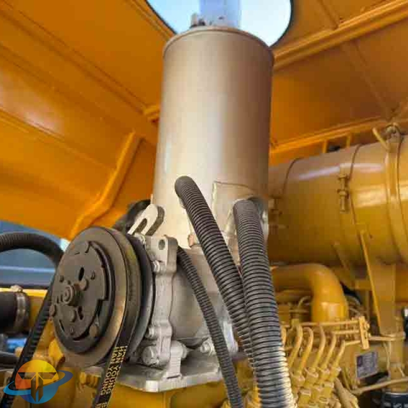 High-performance used XCMG XS223J road roller/wheel loader, ideal for heavy-duty projects, for sale.