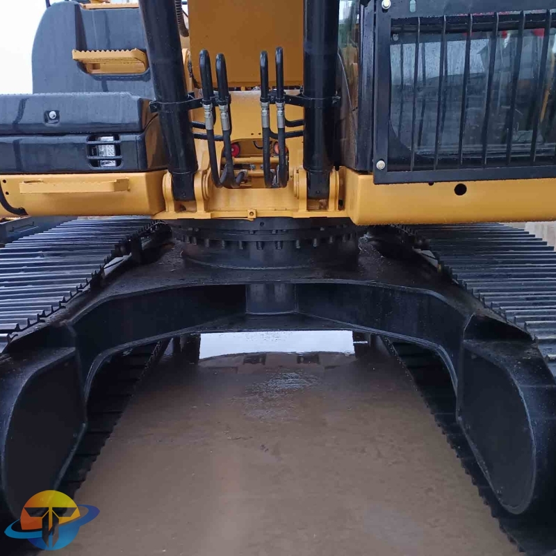 Original Japanese-Built CAT 320D2L Excavator: An Exceptional, Top-Tier Model Now Available for Sale.