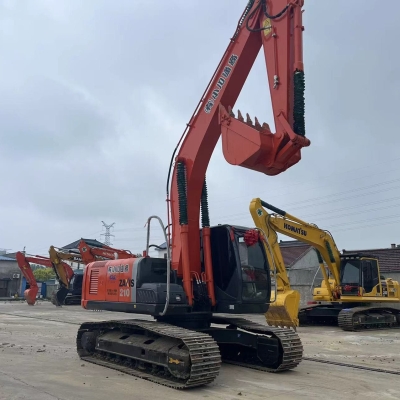 Well-maintained second-hand excavator Hitachi ZX210-3 excavator is cheap and easy to operate