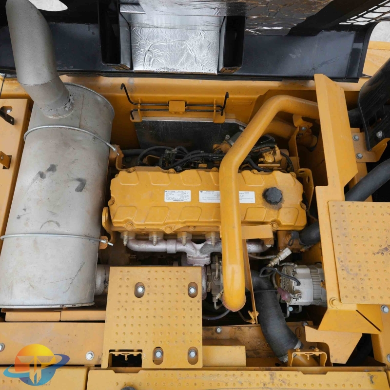 High-quality second-hand excavator Caterpillar CAT330D2L excavator is hot on sale online