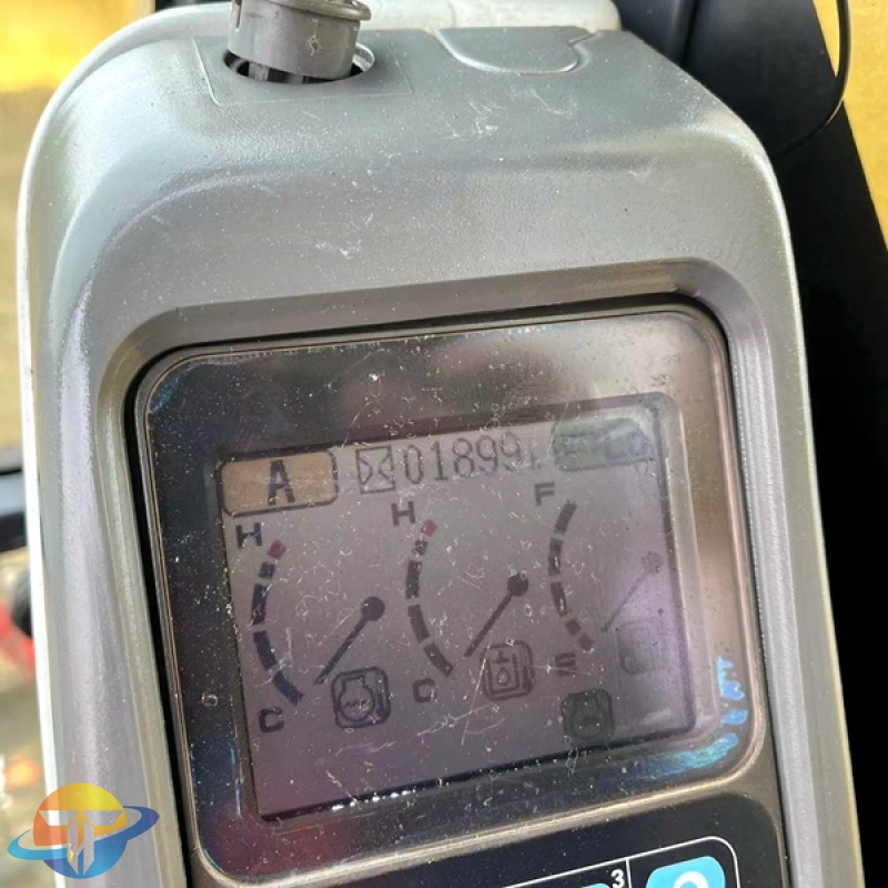 Second-hand Komatsu PC450-7EO excavator engineering equipment with low energy consumption is highly recommended