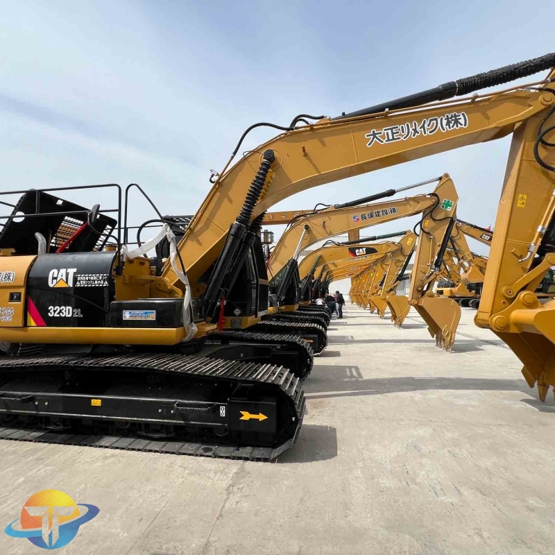 Famous excavator brand Caterpillar used excavator CAT323D2L excavator now for sale with high quality