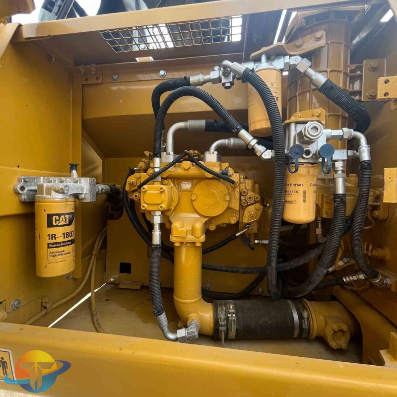 New original Caterpillar 329D2L excavator Japanese crawler excavator 329D2L used in good condition for sale.