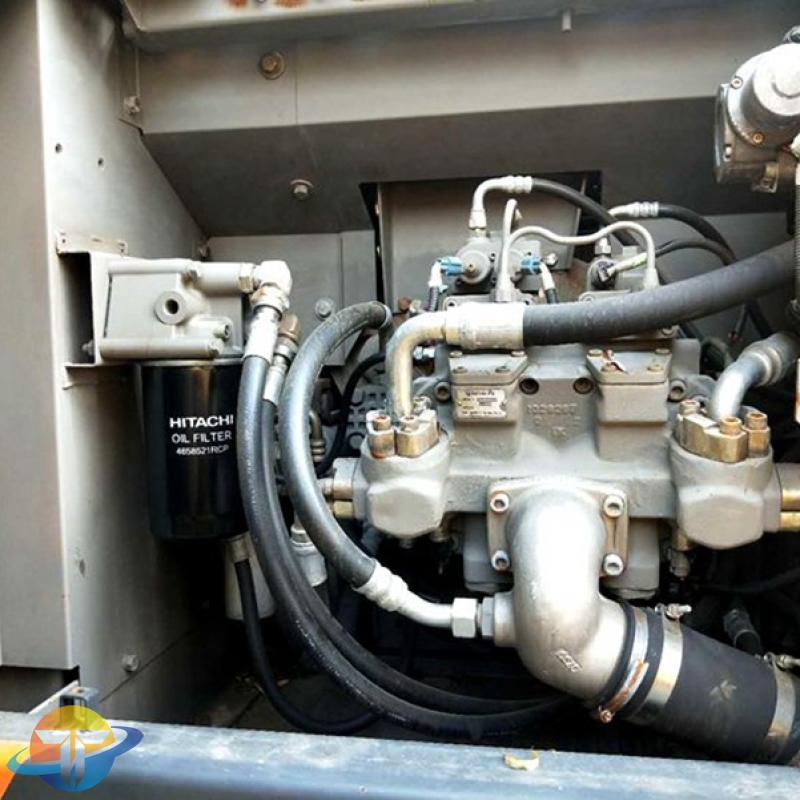 Used Hitachi ZX200-3 hydraulic crawler excavator for sale at a low price