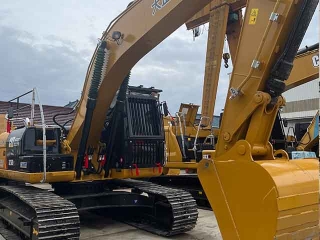 2022 Japanese original Caterpillar 323D2L direct injection excavator heavy machinery used excavator for sale.