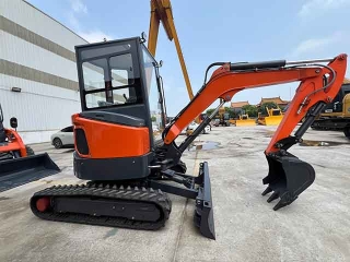 Second-hand small excavator YANMAR Mini Excavator price friendly