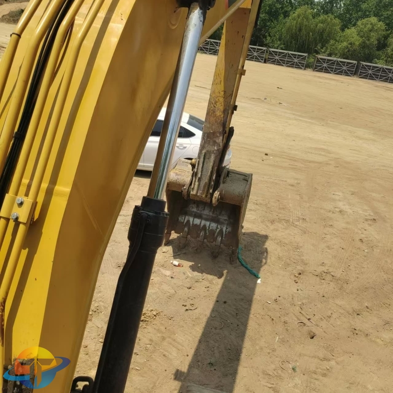 Low price Caterpillar 320GC excavator used crawler excavator high quality guarantee