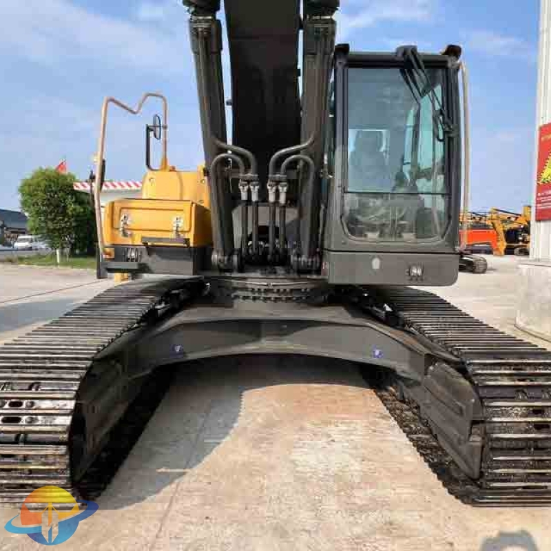 Large machinery Volvo EC380DL excavator second-hand crawler excavator 40 tons cheap for sale