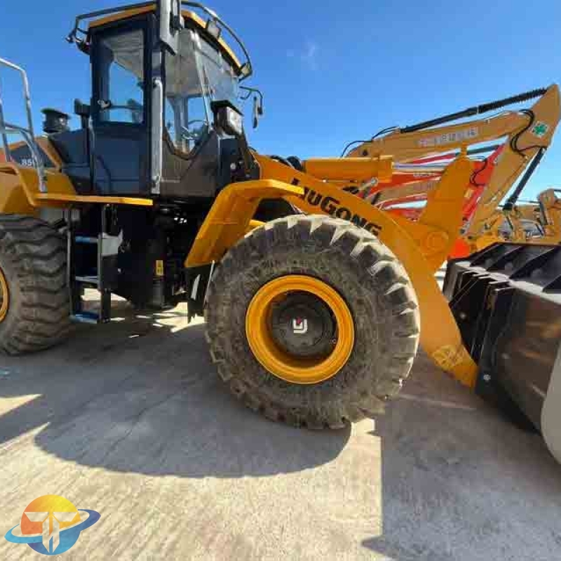 Liugong CLG856H loader factory direct export wheel loader skid steer Chinese brand high quality for sale.