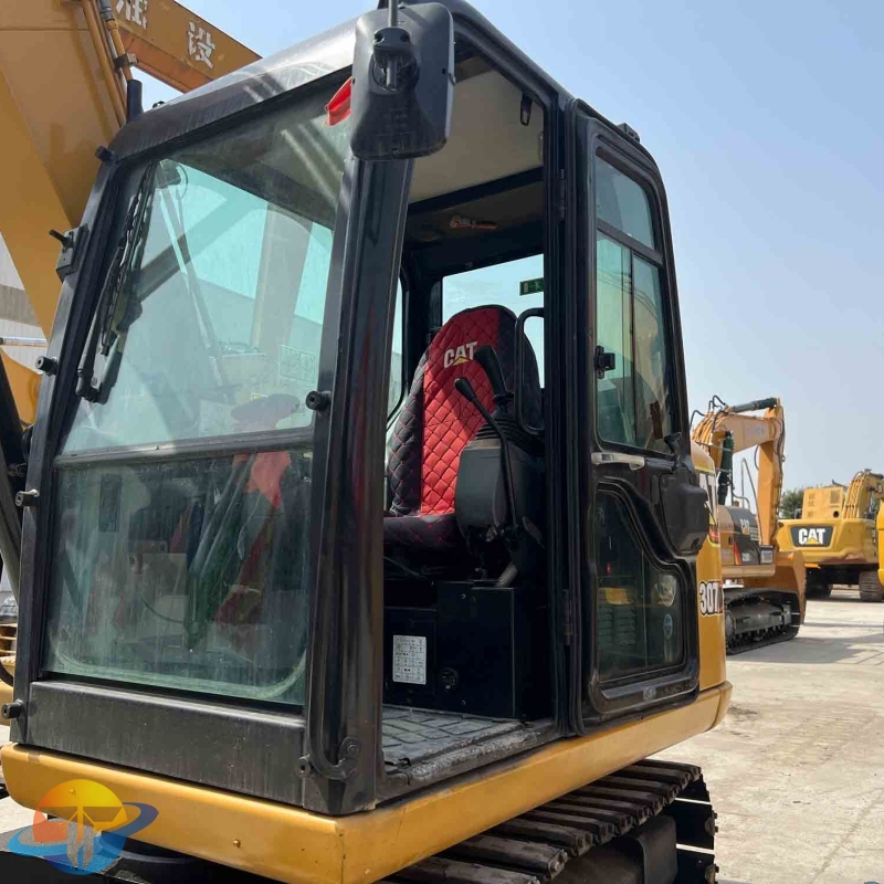 Original second-hand high-quality machinery Caterpillar CAT307 excavator for sale at a favorable price and high cost performance. Highly recommended