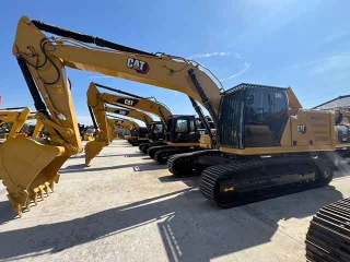 Caterpillar 330 high-spec excavator with strong power output and in good condition; used tracked excavator for sale.
