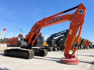 Hitachi ZX200-3 excavator