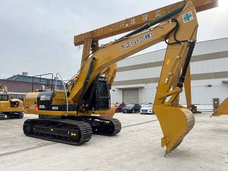 Caterpillar CAT323D2L excavator