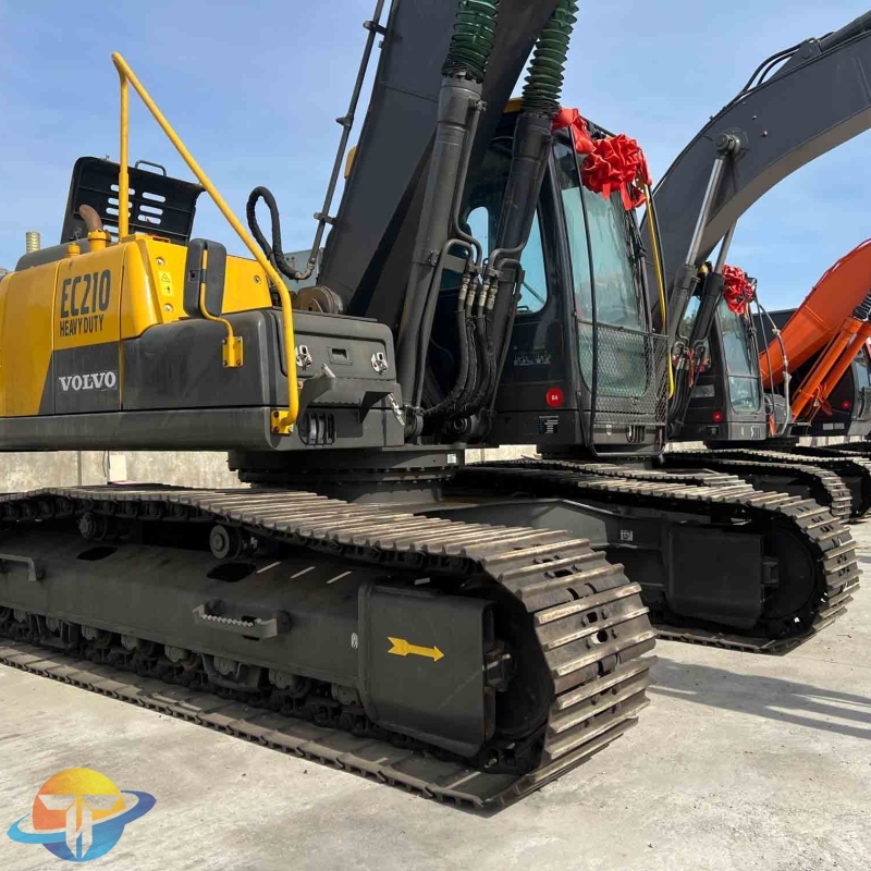 Good Condition Low Hour  Used Volvo EC210 Crawler Excavator Used Crawler Excavator for Sale