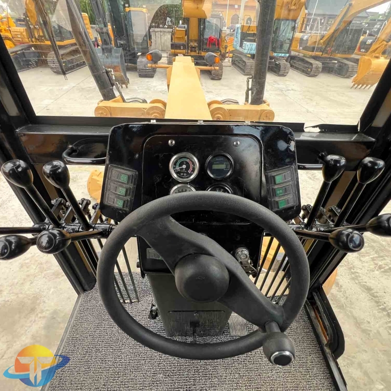 High quality Caterpillar brand second hand CAT140K Motor Grader for sale at low price