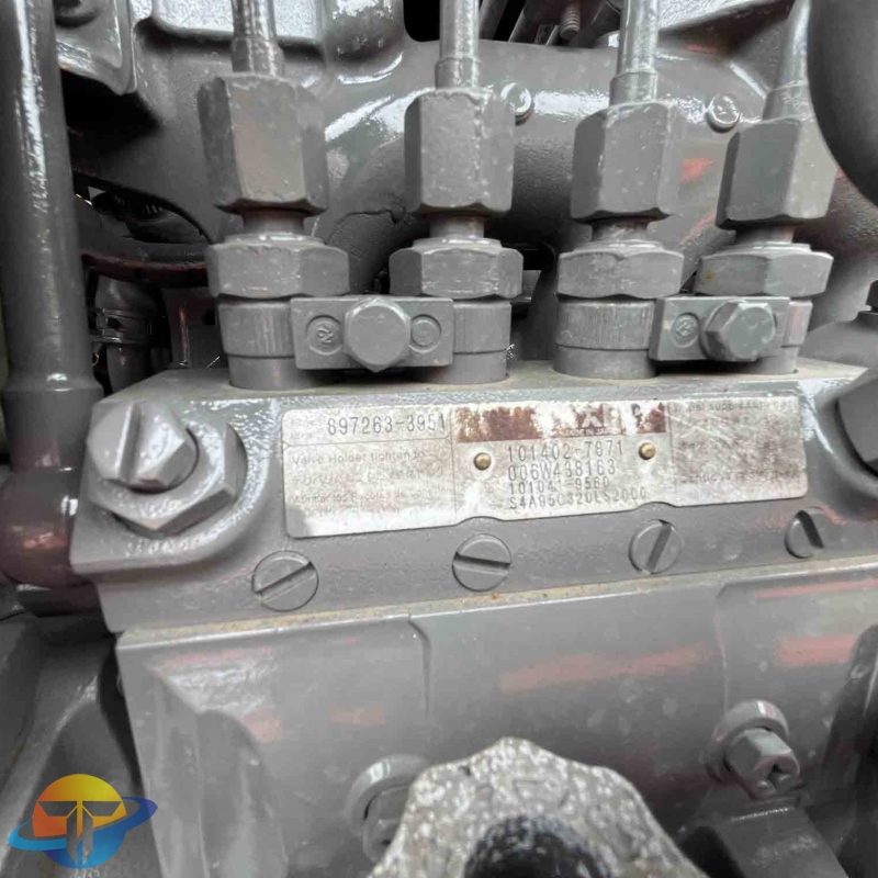 Used, high-quality, original Hitachi ZX70 crawler excavator construction machinery for sale in good used condition.