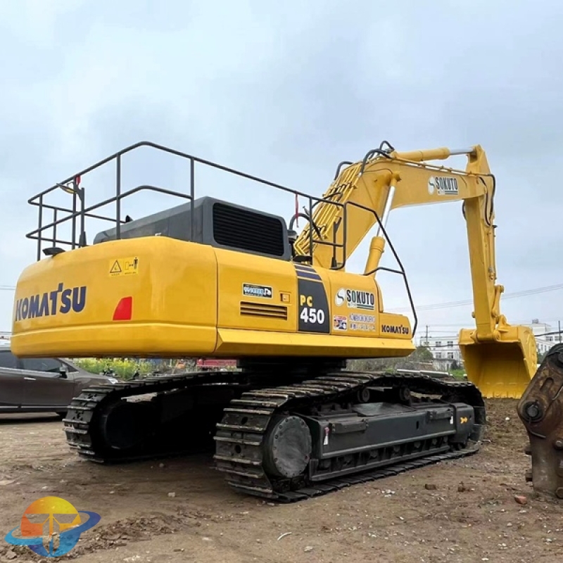 Second-hand Komatsu PC450-7EO excavator engineering equipment with low energy consumption is highly recommended