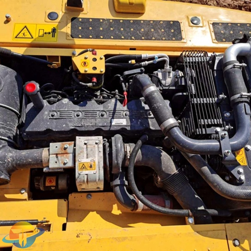 used Komatsu PC210-8 excavator works well imported excavator