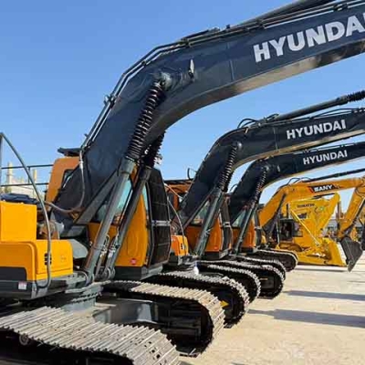 Hot-selling Hyundai HX220S excavator, a used tracked excavator with excellent performance, is available for sale.
