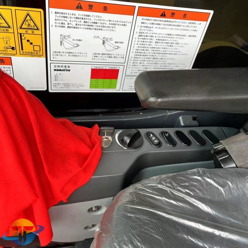 Used Komatsu PC240-8 excavator high quality excavator for sale at low price