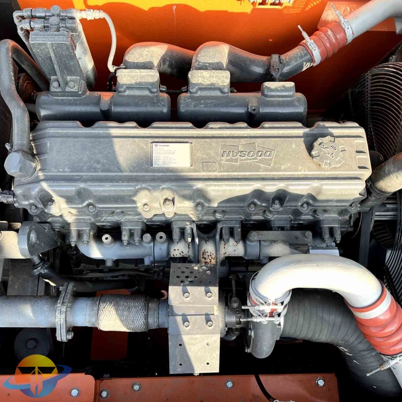 High quality second-hand excavator Doosan DX350LC-9C excavator is hot selling in the whole network with low price and good quality