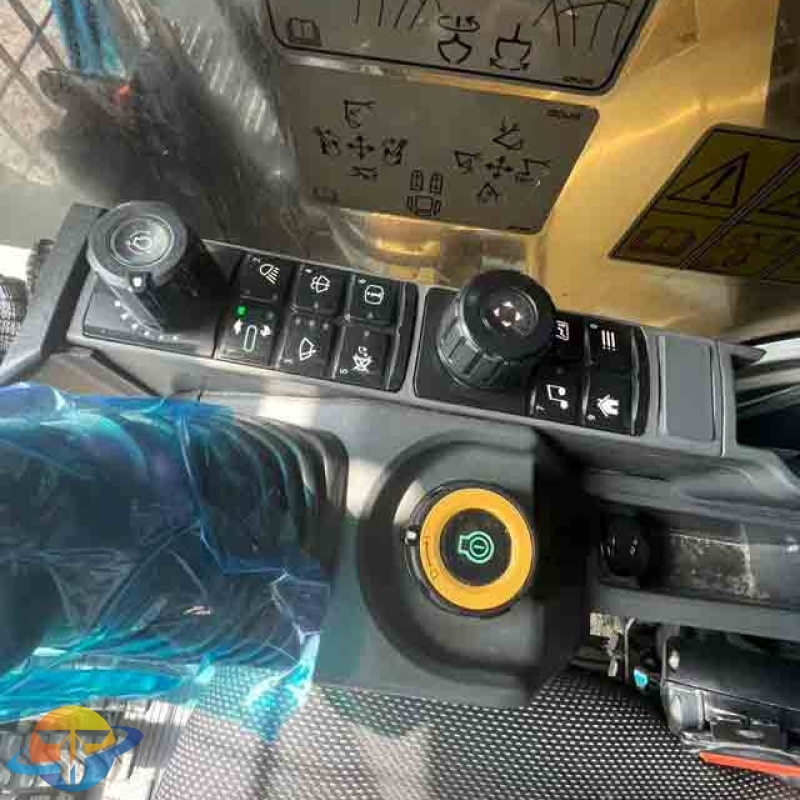 2022 Caterpillar CAT320 Crawler Excavator with Long-Reach Boom for Sale