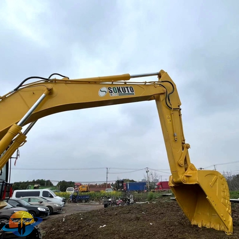 Second-hand Komatsu PC450-7EO excavator engineering equipment with low energy consumption is highly recommended