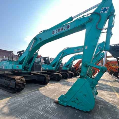 Kobelco SK460-8 excavator
