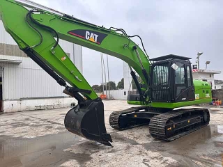 The Caterpillar CAT320C excavator is a classic flagship model with powerful performance.