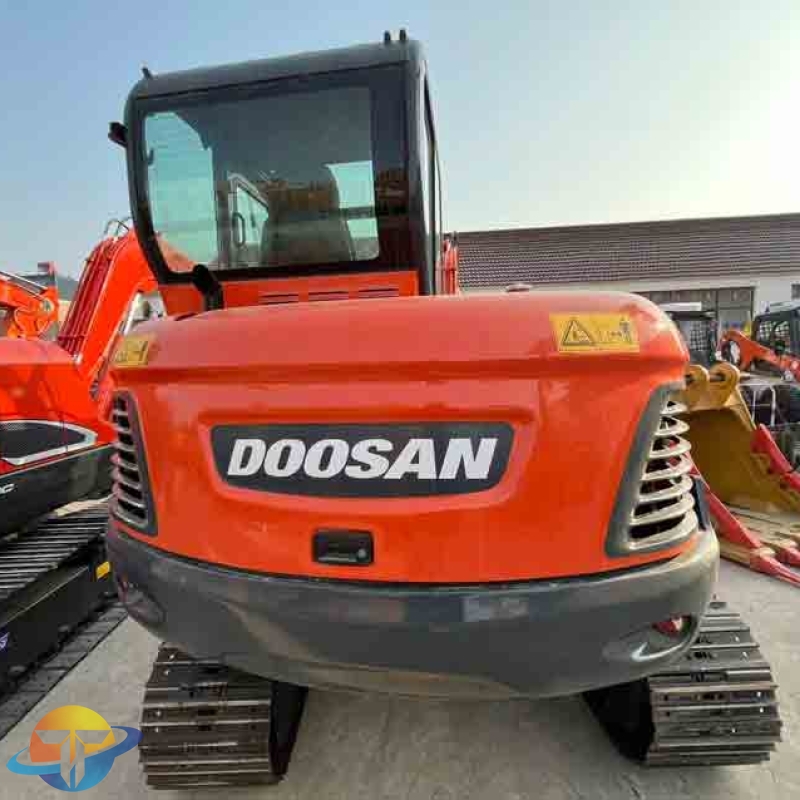Used Doosan DX60-9C hydraulic mini excavator, suitable for small industrial projects. High quality, available for sale.