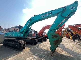 Kobelco SK480LC-8 excavator