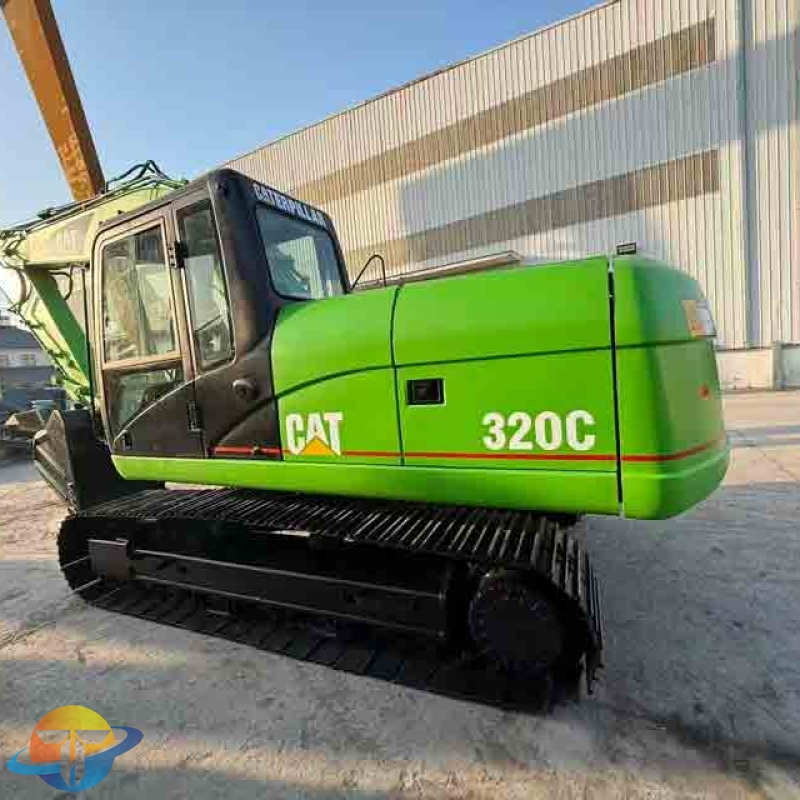 High-quality Caterpillar 320C excavator in good condition, original used construction excavator for sale.