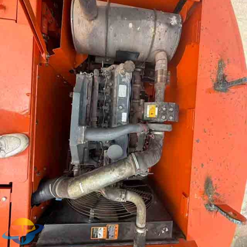 Doosan DH210 wheeled excavator with original motor and engine for sale.