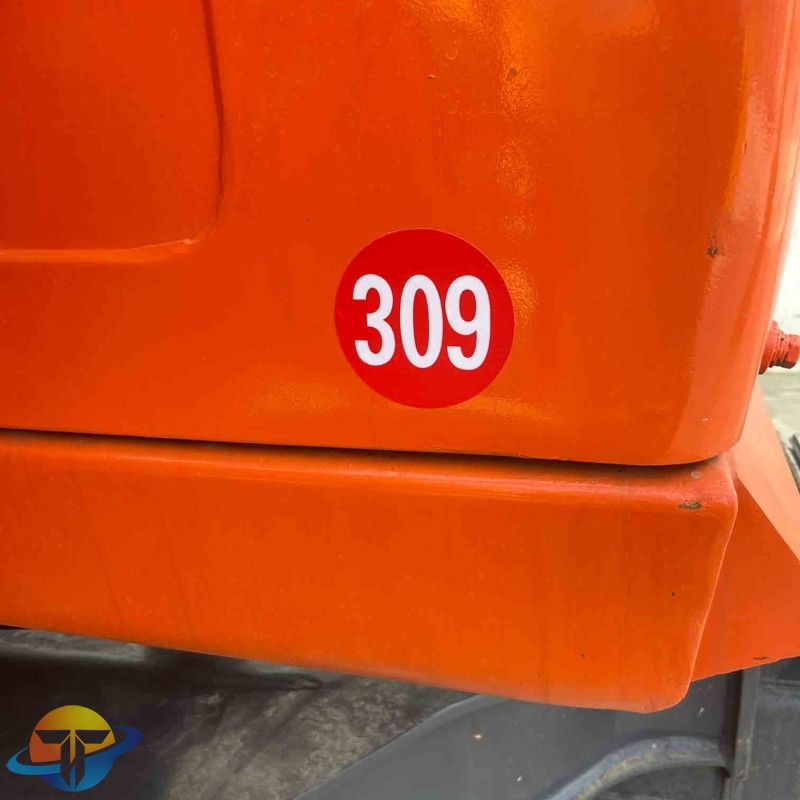 Doosan DX225LC-9c used excavator earthmoving machinery construction equipment fast delivery worldwide.