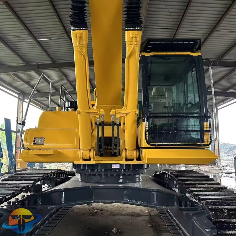 Original imported second-hand Komatsu PC450 excavator for sale with low working hours and low price