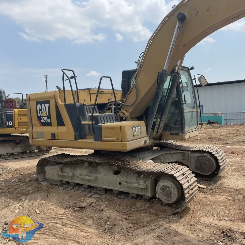Crawler excavator used Caterpillar 320GC excavator original quality good