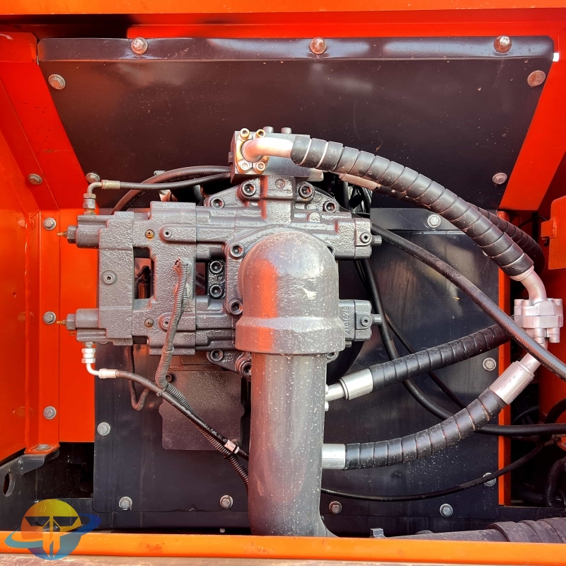 Low price Doosan DX340LC-9C excavator second-hand excavator with low working hours and quality assurance